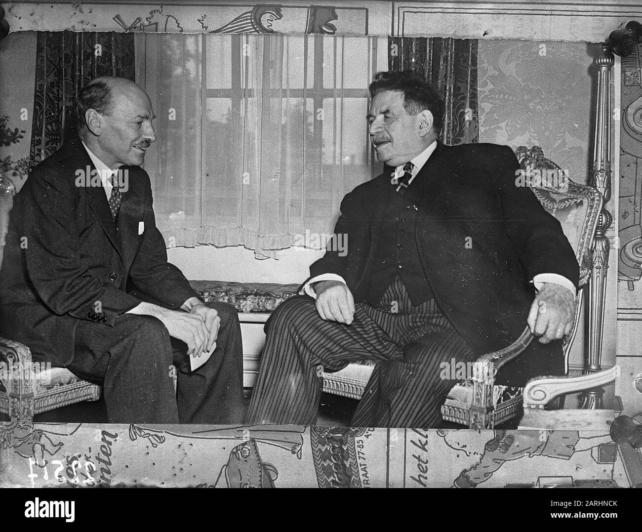 Herriot visite Attlee. Downing Street 10 Date: 3 Juillet 1947 Nom Personnel: Atlee Banque D'Images