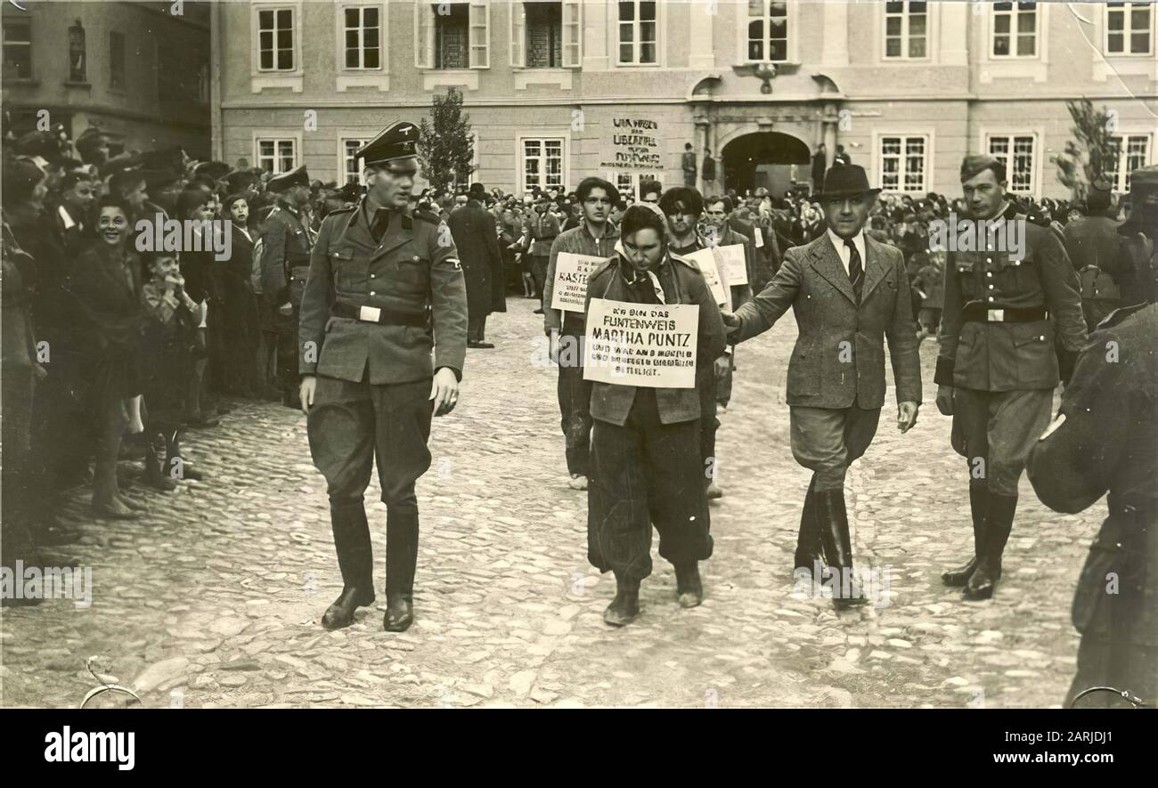 Quelques instants avant l'exécution - Marta Puntz du détachement partisan de Savinya a capturé 7. Nov 1942, près du village de Kreflovi na Dobrovljali Banque D'Images