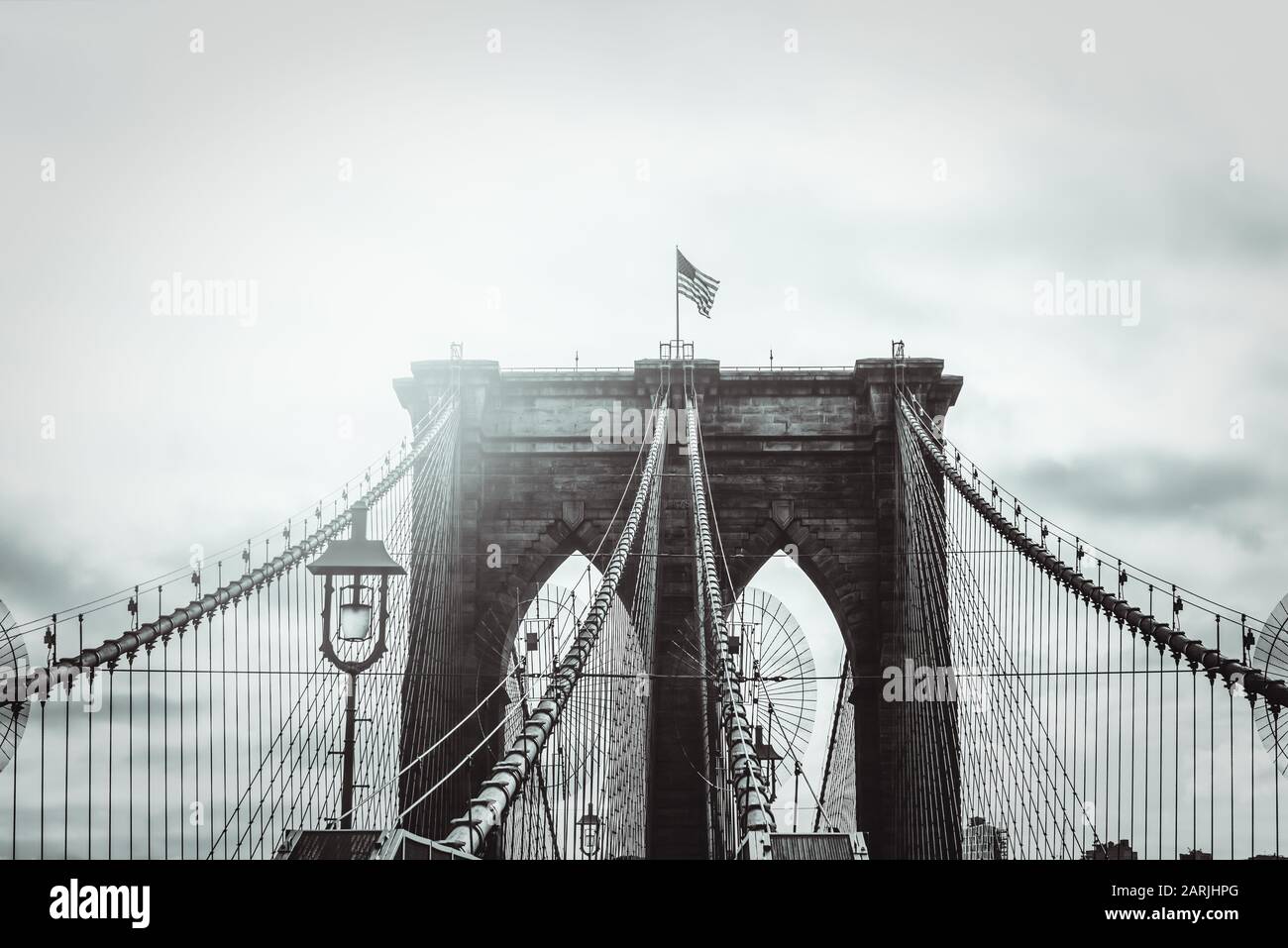 Pont de brooklyn new york city noir et blanc Banque de photographies et ...