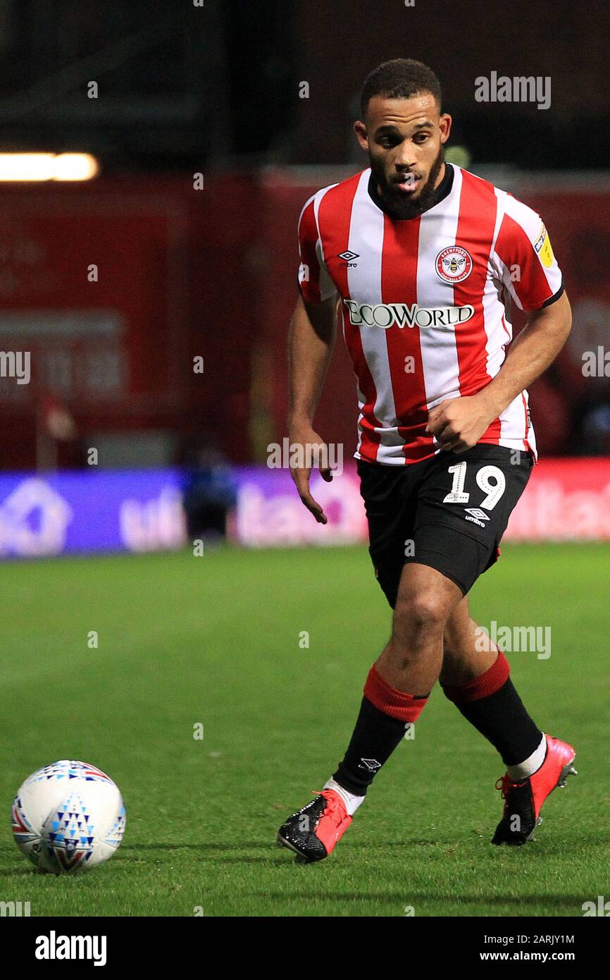 Londres, Royaume-Uni. 28 janvier 2020. Bryan Mbeumo de Brentford en action. Match de championnat EFL Skybet, Brentford / Nottingham Forest au stade Griffin Park à Londres le mardi 28 janvier 2020. Cette image ne peut être utilisée qu'à des fins éditoriales. Utilisation éditoriale uniquement, licence requise pour une utilisation commerciale. Aucune utilisation dans les Paris, les jeux ou une seule édition de club/ligue/joueur. Pic par Steffan Bowen/Andrew Orchard sports photographie/Alay Live news crédit: Andrew Orchard sports photographie/Alay Live News Banque D'Images