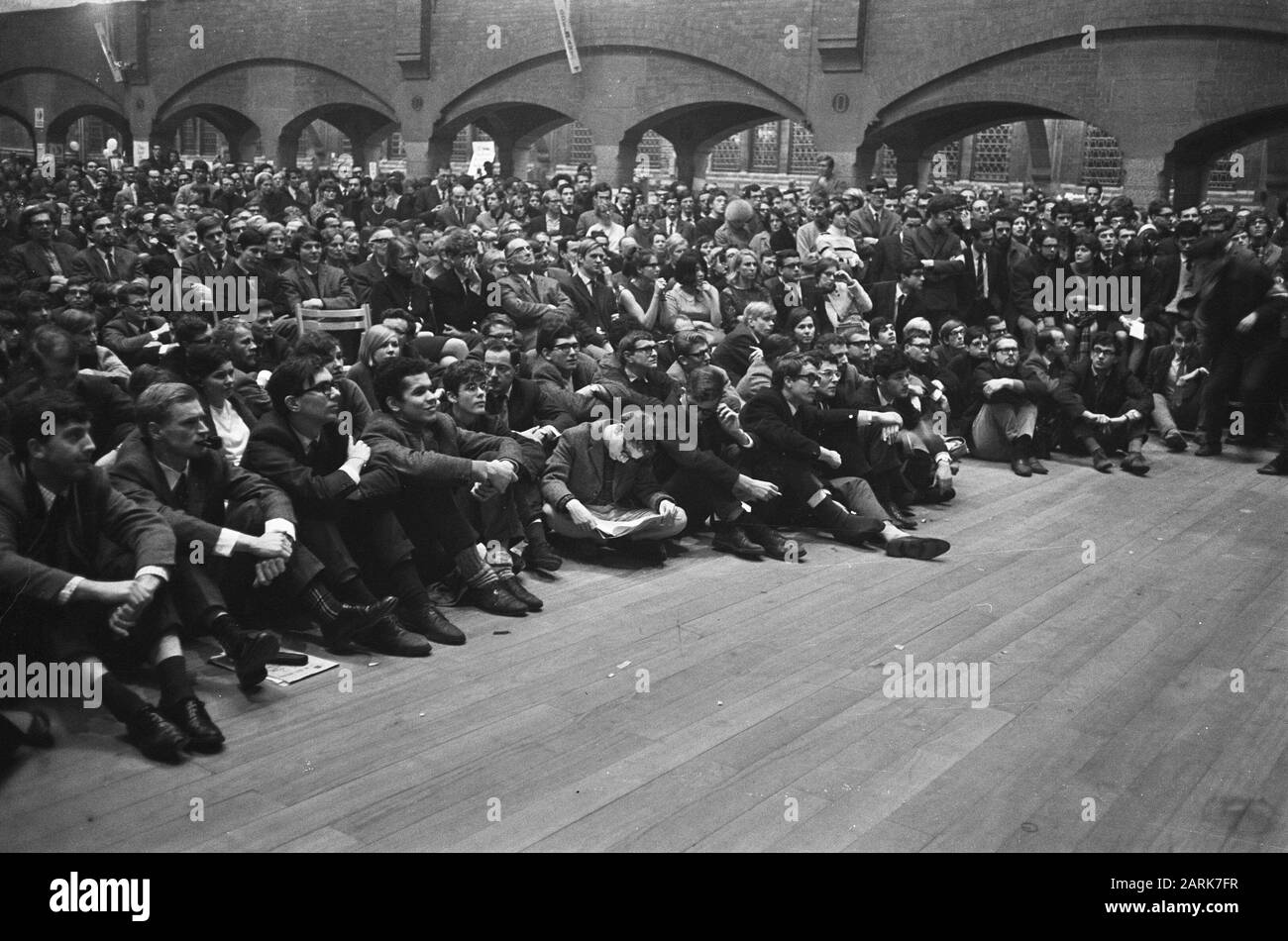 Élections apprentissage à Koopmansbeurs de l'ASVA, aperçu Date: 10 février 1967 mots clés: Aperçu Nom de l'institution: ASVA, Merchansbeurs Banque D'Images