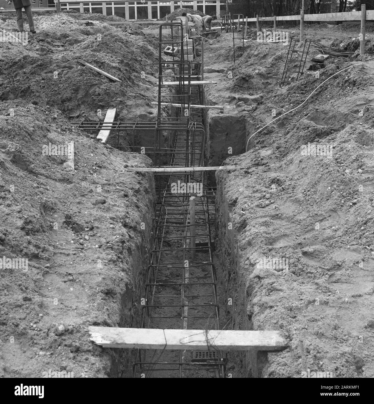 Fondation de la salle de sport à Saint Tönisvorst (Duieland) Date: 1973 lieu: Allemagne, Tönisvorst mots clés: Fondations, salles de sport Banque D'Images