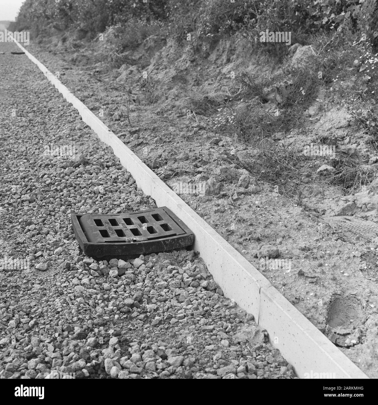 Situation correcte Date: Non daté lieu: Rotterdam, Zuid-Holland mots clés: Pistes de vol, routes Nom personnel: Europaweg Banque D'Images