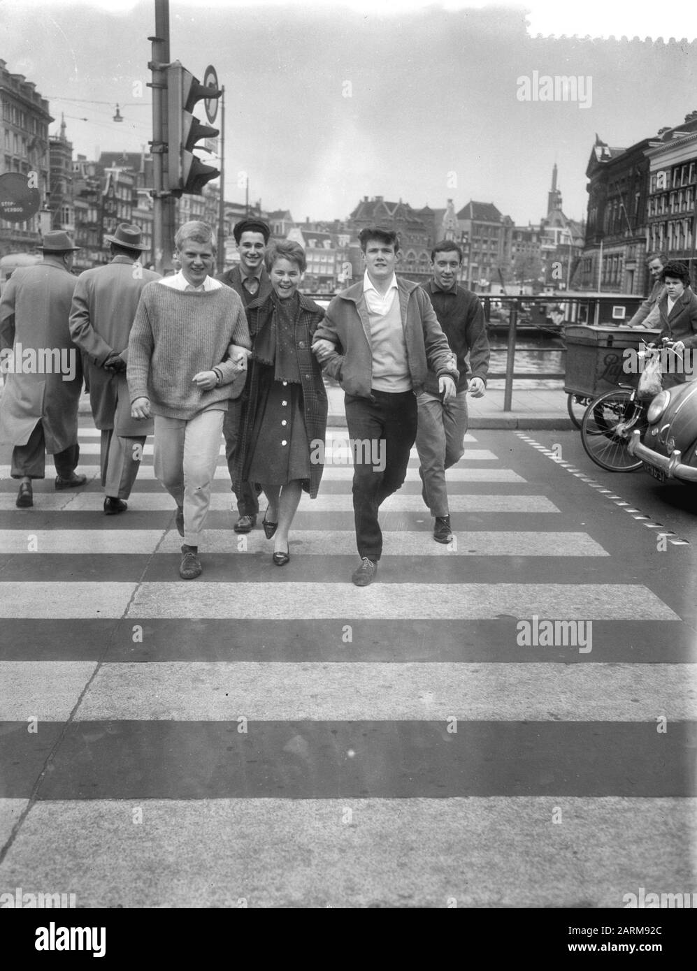 Star allemande du film Conny Froboess à Amsterdam Date: 1 mai 1959 Banque D'Images