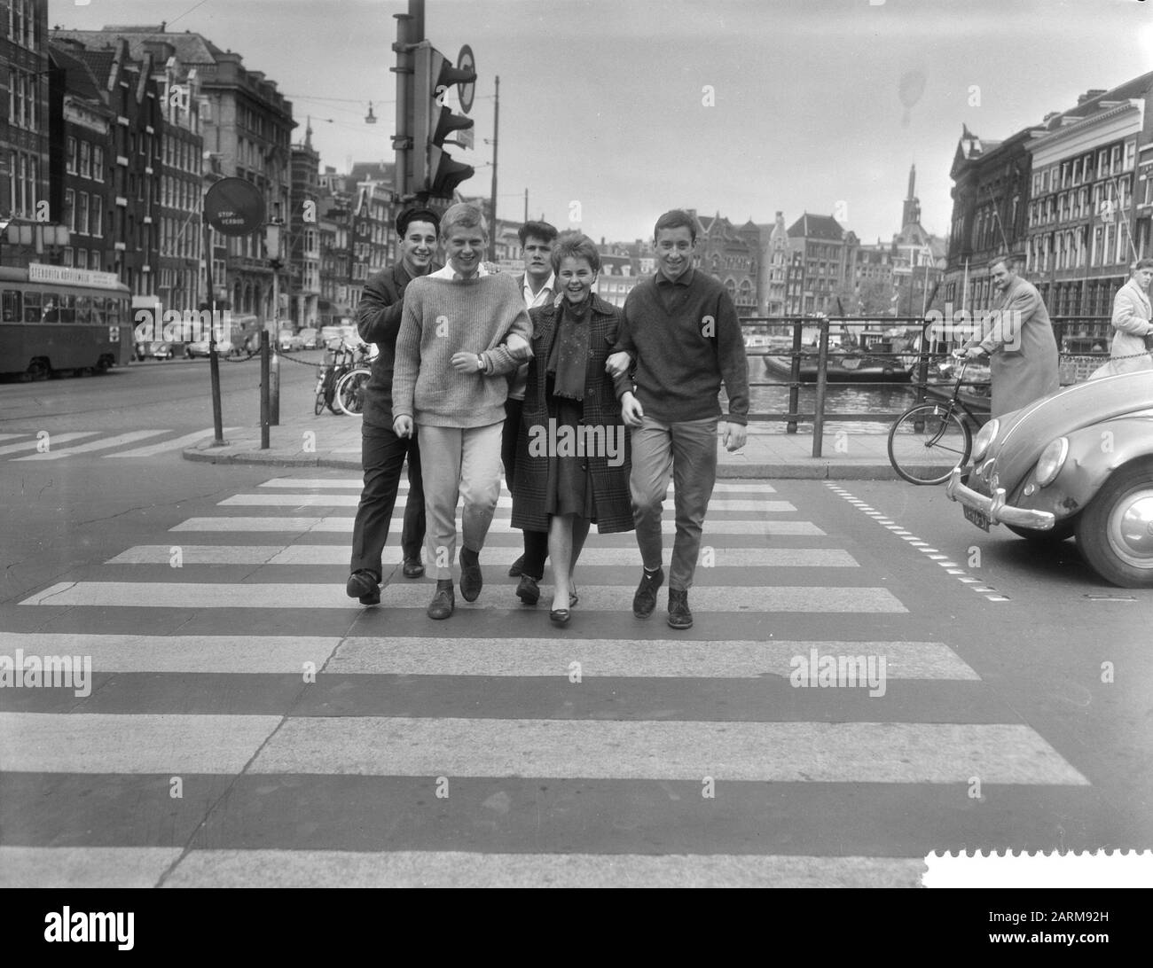 Star allemande du film Conny Froboess à Amsterdam Date: 1 mai 1959 Banque D'Images