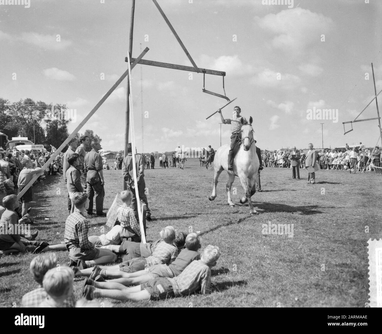 T.G.V. Oranjefeesten sont des rencontres de point de bague tenues à Leidschendam Date : 6 août 1959 Banque D'Images