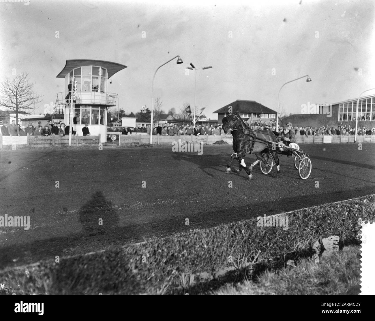 Dratting In Municipal Sports Park In Hilversum Date : 26 Décembre 1959 Lieu : Hilversum Mots Clés : Trotting Banque D'Images