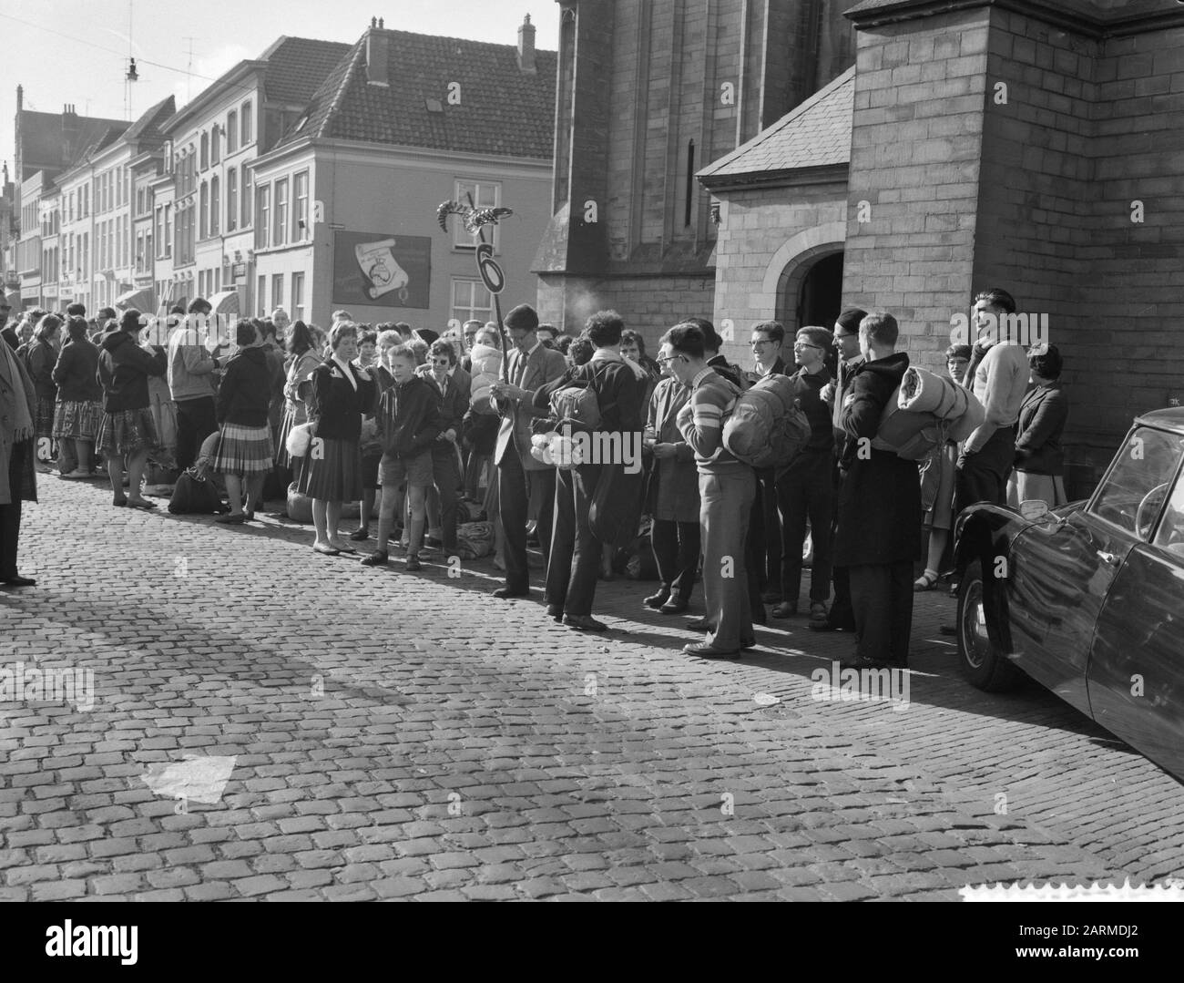 Footwalk Pax Christie To Den Bosch Date: 23 Avril 1960 Lieu: Den Bosch Mots Clés: Walking Banque D'Images