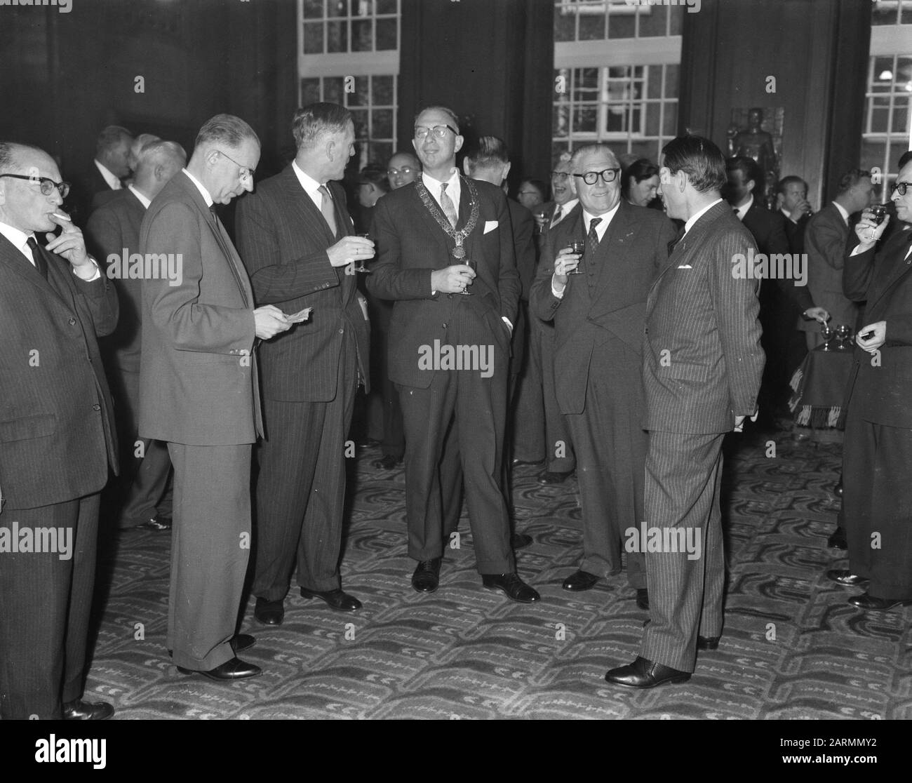 Journée Mondiale Du Développement À L'Hôtel De Ville Date : Le 8 Novembre 1961 Mots Clés : City Halls Banque D'Images
