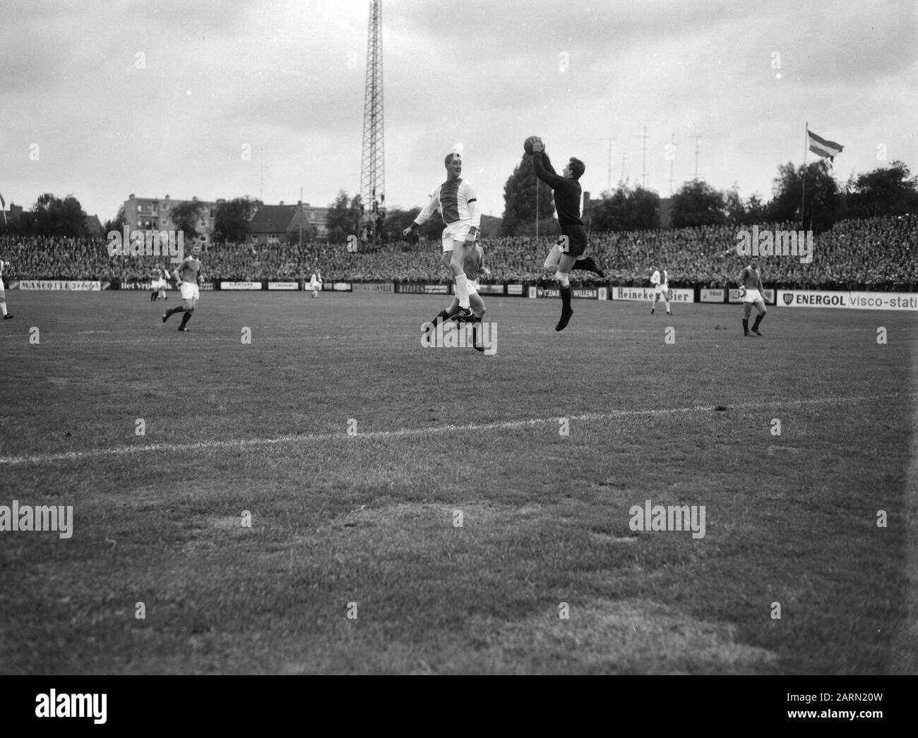 Fortuna 54 contre Ajax 2-1.Date Du Moment du jeu: 25 août 1963 mots clés: Sport, football Nom de l'institution: Fortuna 54 Banque D'Images