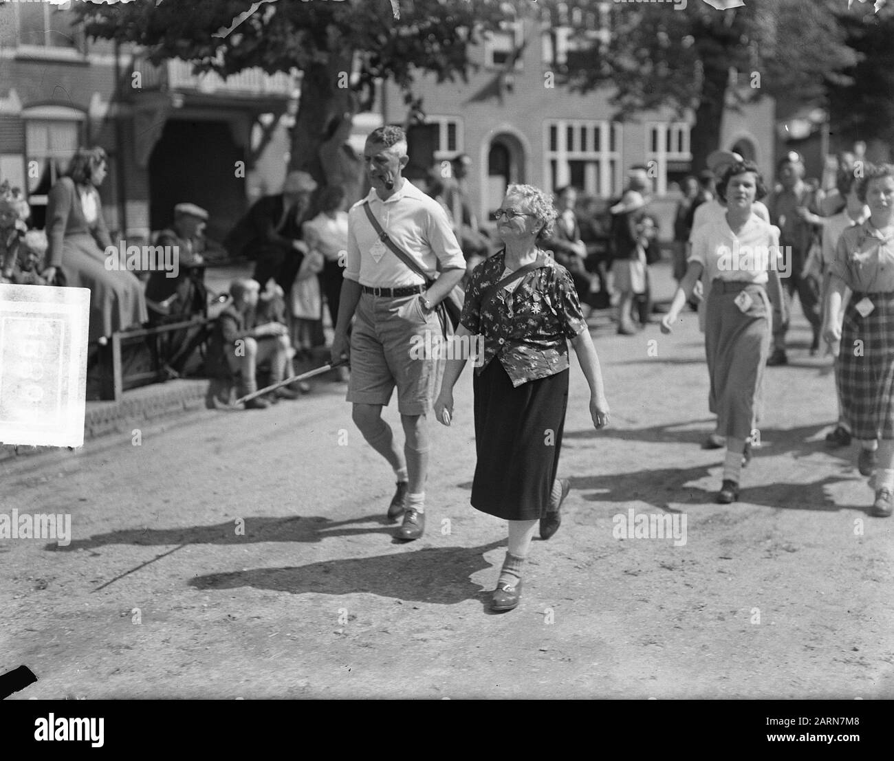 Marcheurs Date: 24 juillet 1950 lieu: Nimègue mots clés: Randonneurs Nom de l'institution: Quatre Jours Banque D'Images