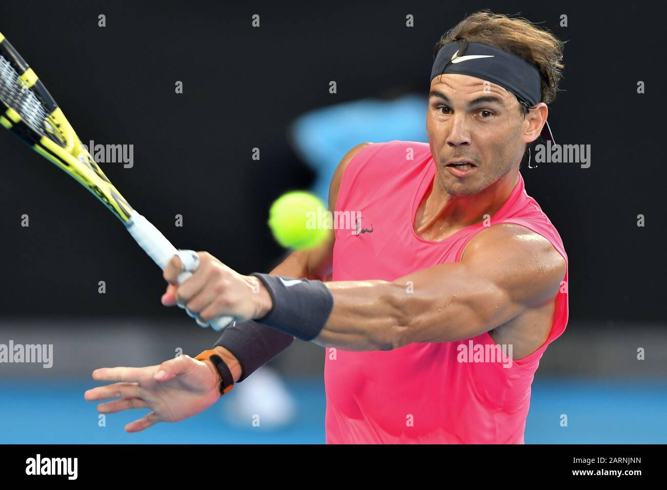 29 janvier 2020: 1ère graine RAFAEL NADAL (ESP) en action contre la 5ème graine DOMINIC THIEM (AUT) sur Rod laver Arena dans un match de carrière Simple pour Homme le jour 10 de l'Open d'Australie 2020 à Melbourne, Australie. Sydney Low/Cal Sport Media Banque D'Images