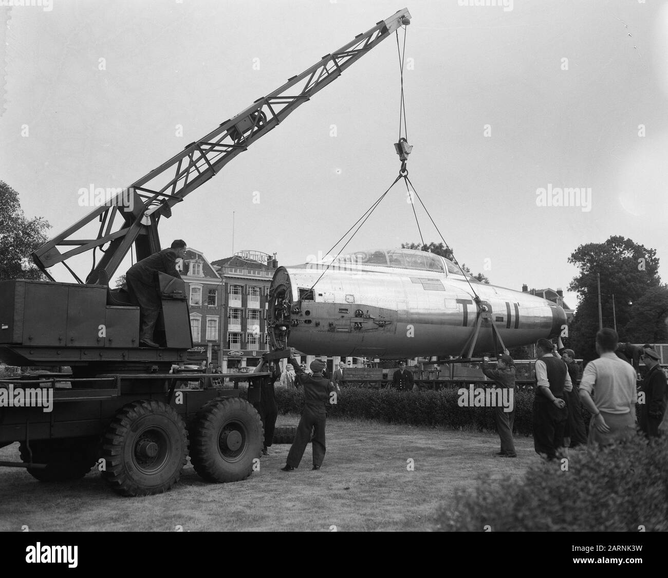 Thunderjet on Spees Plees festival City Date: 25 juin 1957 mots clés: Party Grounds Nom de l'institution: Thunderjet Banque D'Images