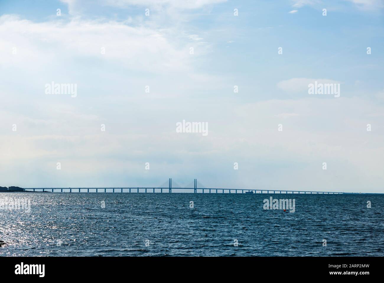 Pont Öresund sur la mer Baltique à Malmo, Suède Banque D'Images