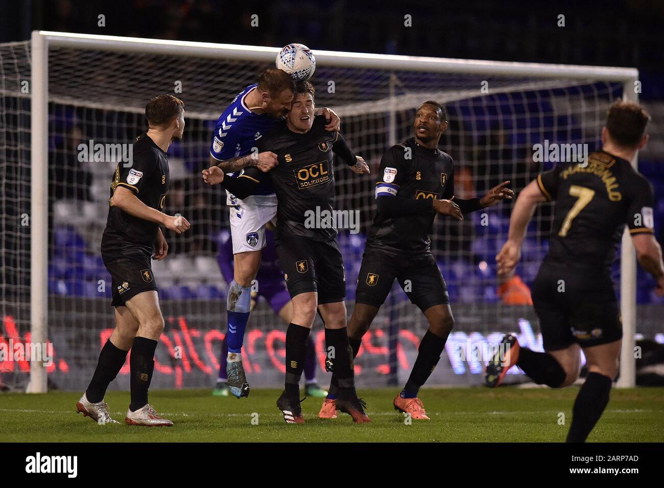 Oldham, ANGLETERRE - 28 JANVIER David Wheater d'Oldham Athletic pendant le match de Sky Bet League 2 entre Oldham Athletic et Mansfield Town à Boundary Park, Oldham le mardi 28 janvier 2020. (Crédit: Eddie Garvey | Mi News) Banque D'Images