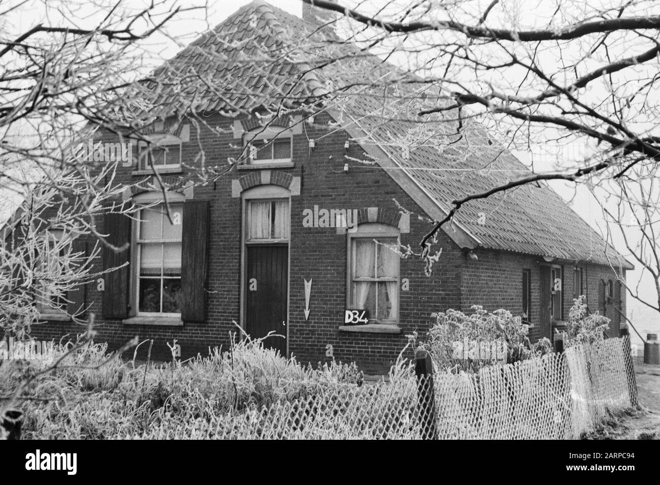 Service culturel à points fixes Huis te Diepenheim (Bramelo SWAP) Annotation: D-34. Consolidation des terres, ajustements des eaux de champ Banque D'Images Service culturel à points fixes Huis te Diepenheim (Bramelo SWAP) Annotation: D-34. Consolidation des terres, ajustements des eaux de champ Banque D'Images