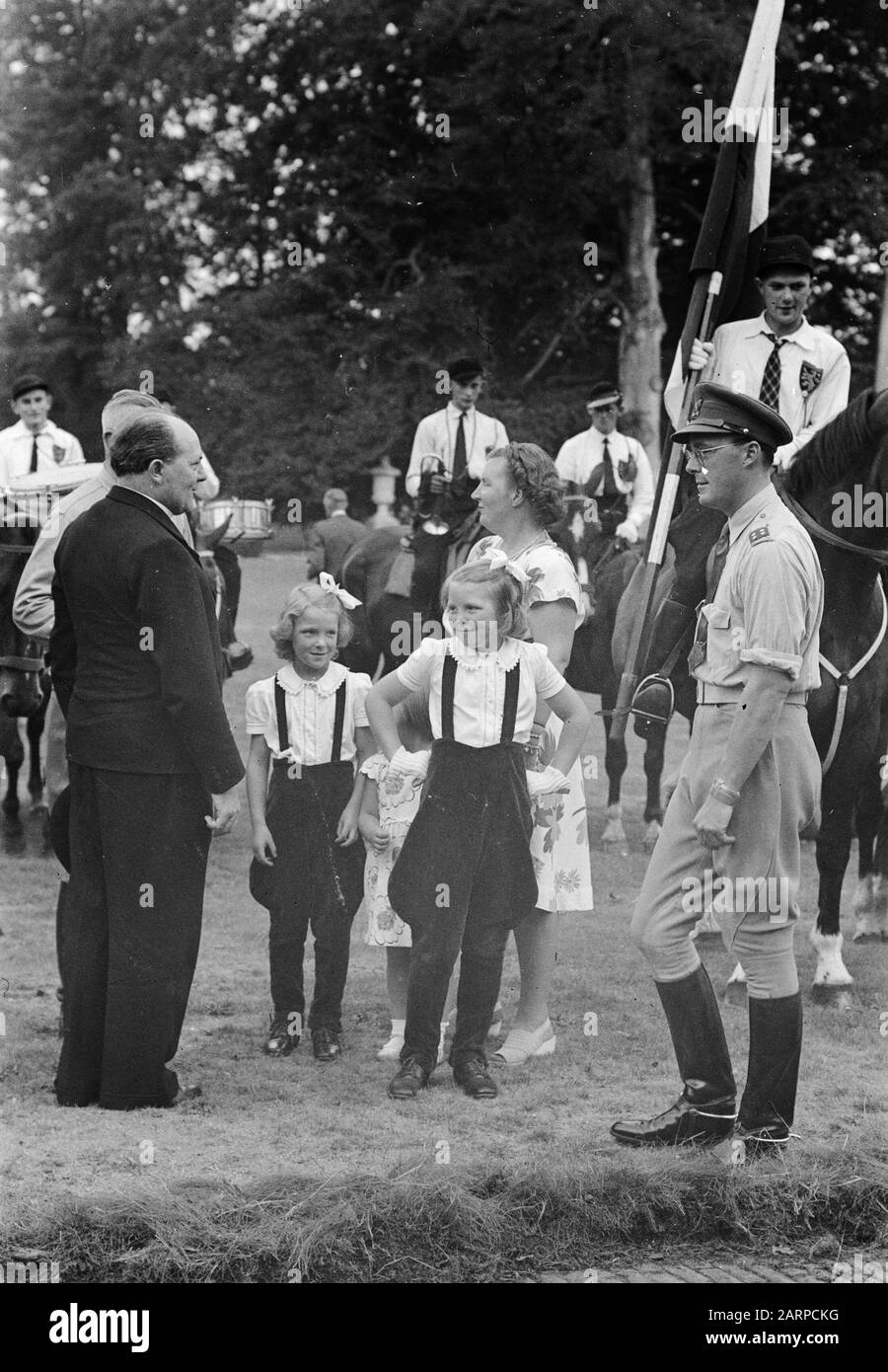 Ruiterfeest Princesses À Cheval Date: 19 Septembre 1947 Mots Clés: Princesses Banque D'Images