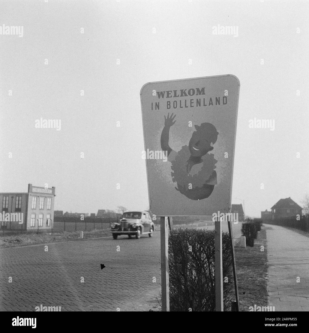 Bienvenue au panneau Bollenland le long des routes Date : 5 avril 1951 mots clés : voies, signes Banque D'Images