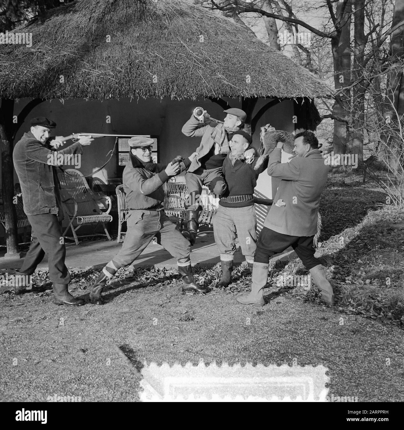 Tour De France Team Chain, Pel, Van Est, Wagtmans, Van Breenen, De Groot Date : 14 Décembre 1955 Mots Clés : Chasse, Labour Nom Personnel : Groot De, Pel Banque D'Images
