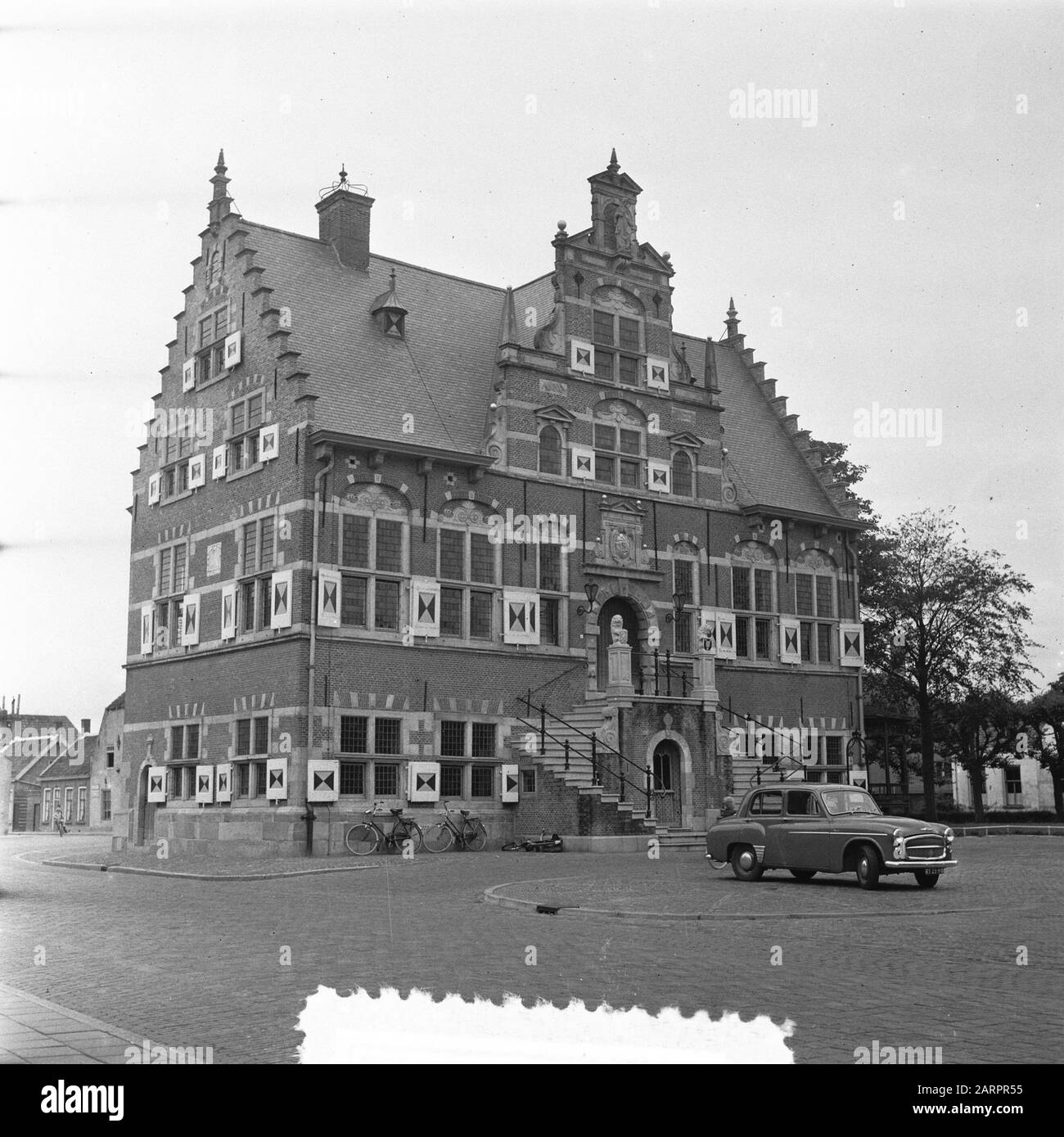 Gemeentehuis Klundert (Noord-Brabant) Anno 1621 Date : 13 Septembre 1956 Lieu : Klundert, Noord-Brabant Mots Clés : Mairie Banque D'Images