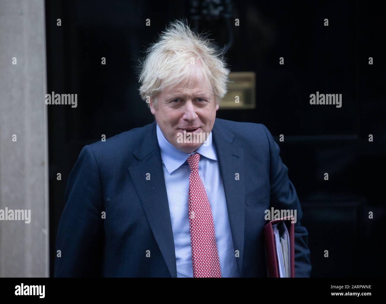 Londres, Royaume-Uni. 29 janvier 2020. Le Premier ministre britannique Boris Johnson quitte la 10 Downing Street pour se rendre au Parlement pour les questions du Premier ministre. Il ne reste que deux jours avant que le Royaume-Uni ne quitte l'Union européenne. Crédit: Tommy London/Alay Live News Banque D'Images