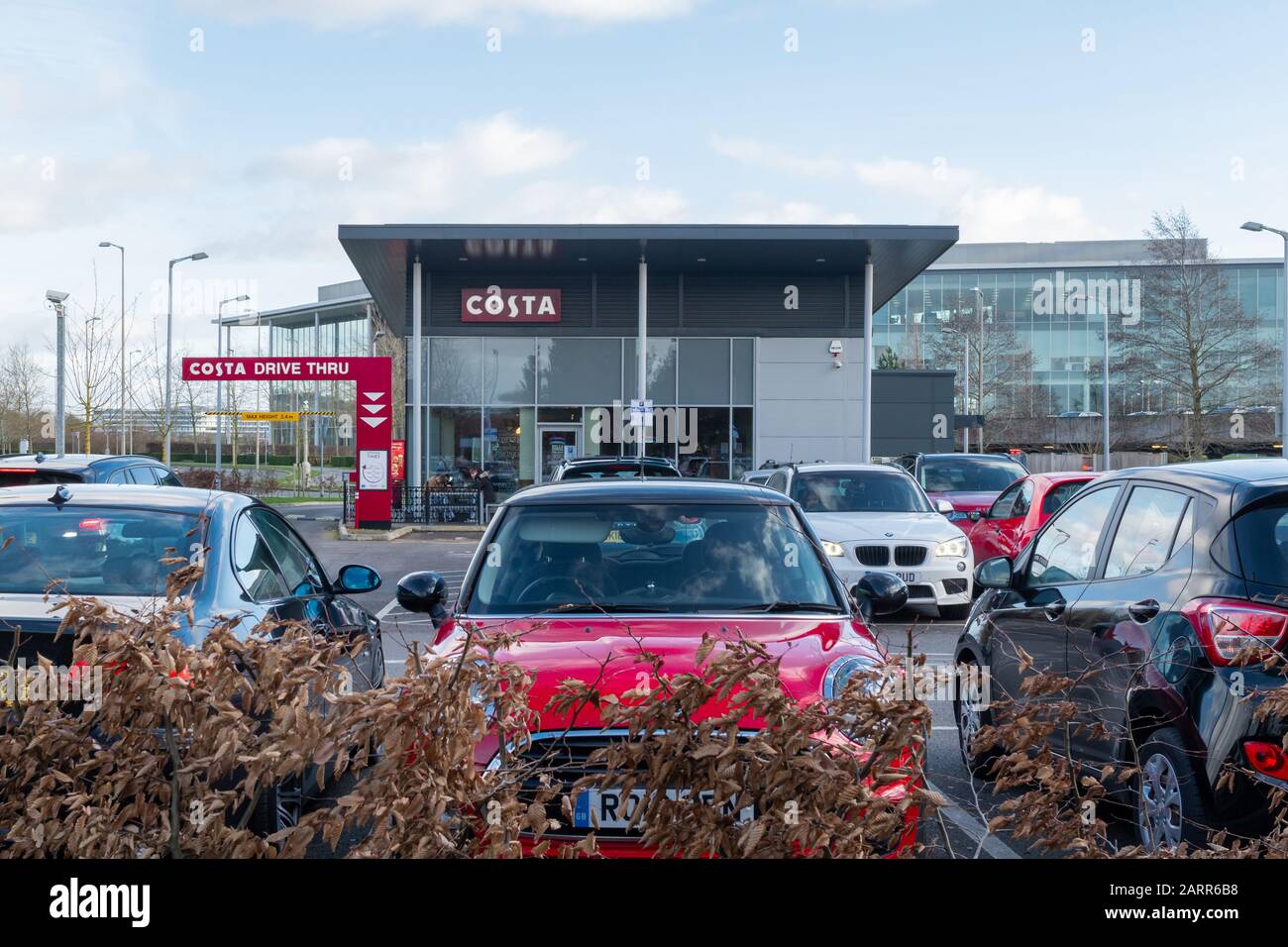 Costa Coffee Drive et café-restaurant Banque D'Images