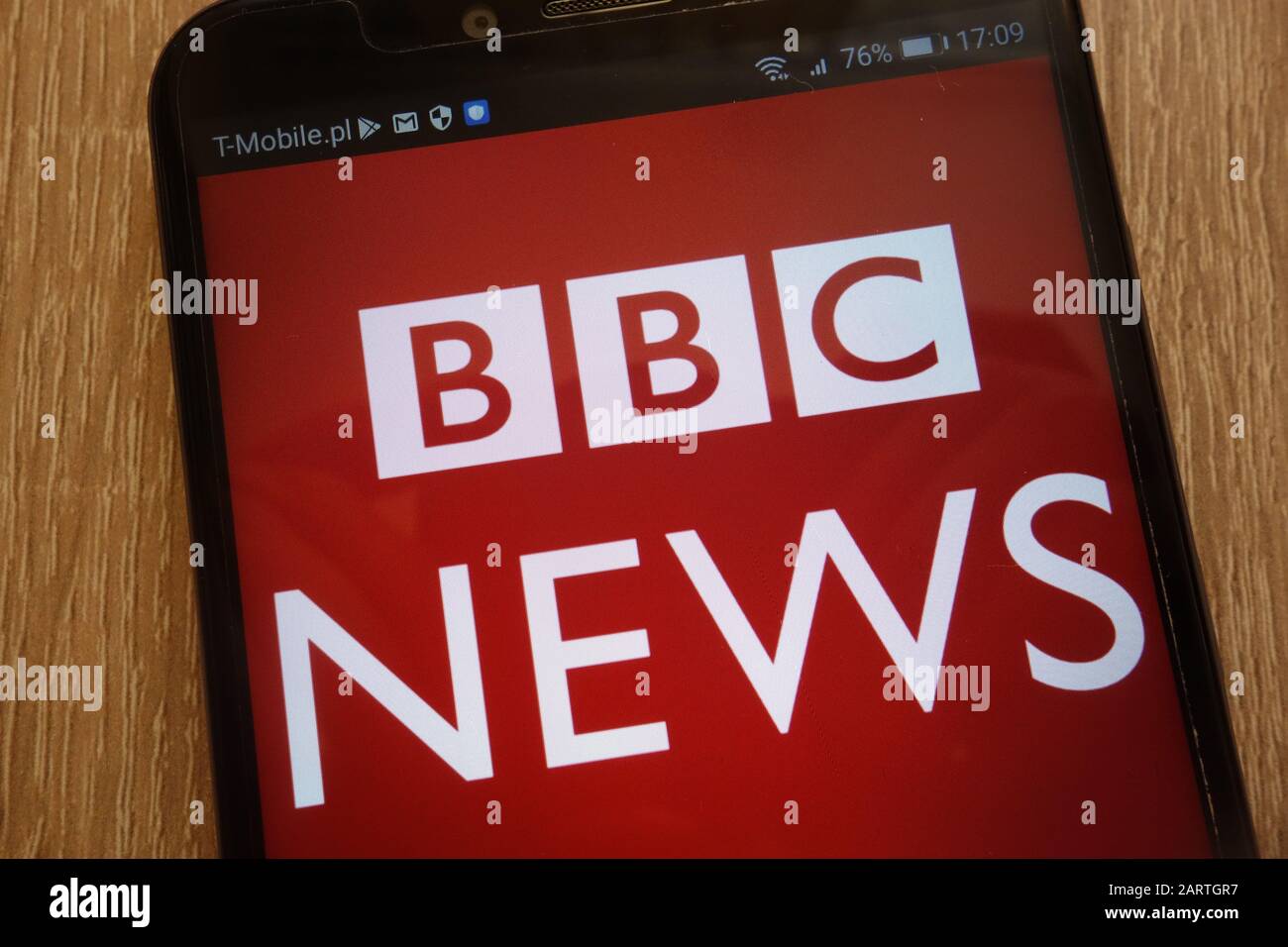 Logo BBC News affiché sur un smartphone moderne Banque D'Images