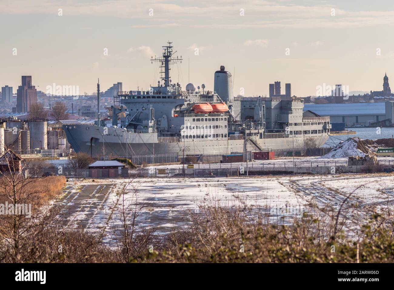 RFA fort Austin (A 386), navire de magasins secs de la classe Rosalie, amarré à West Float, Birkenhead Banque D'Images