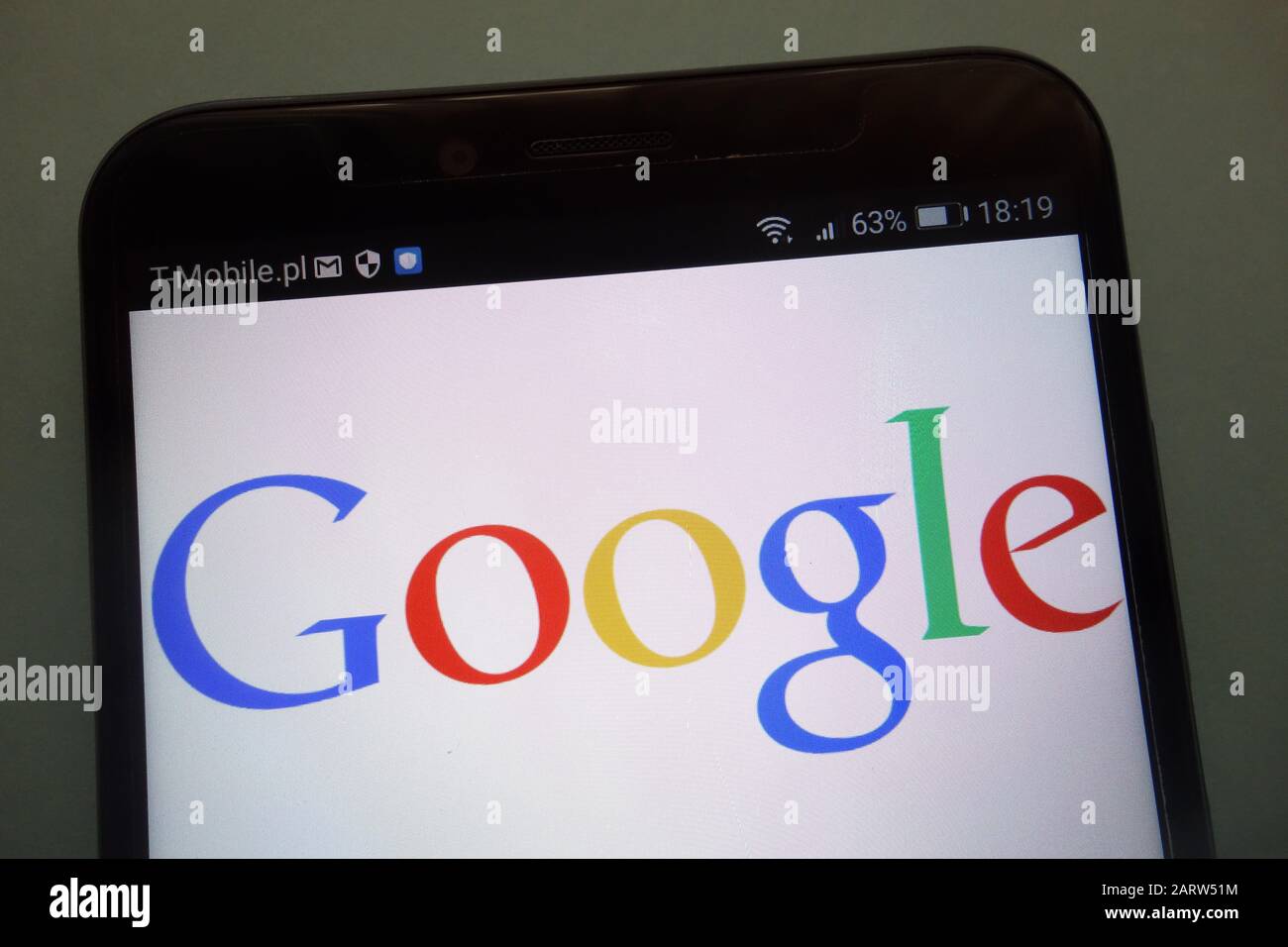 Logo Google sur un smartphone Banque D'Images