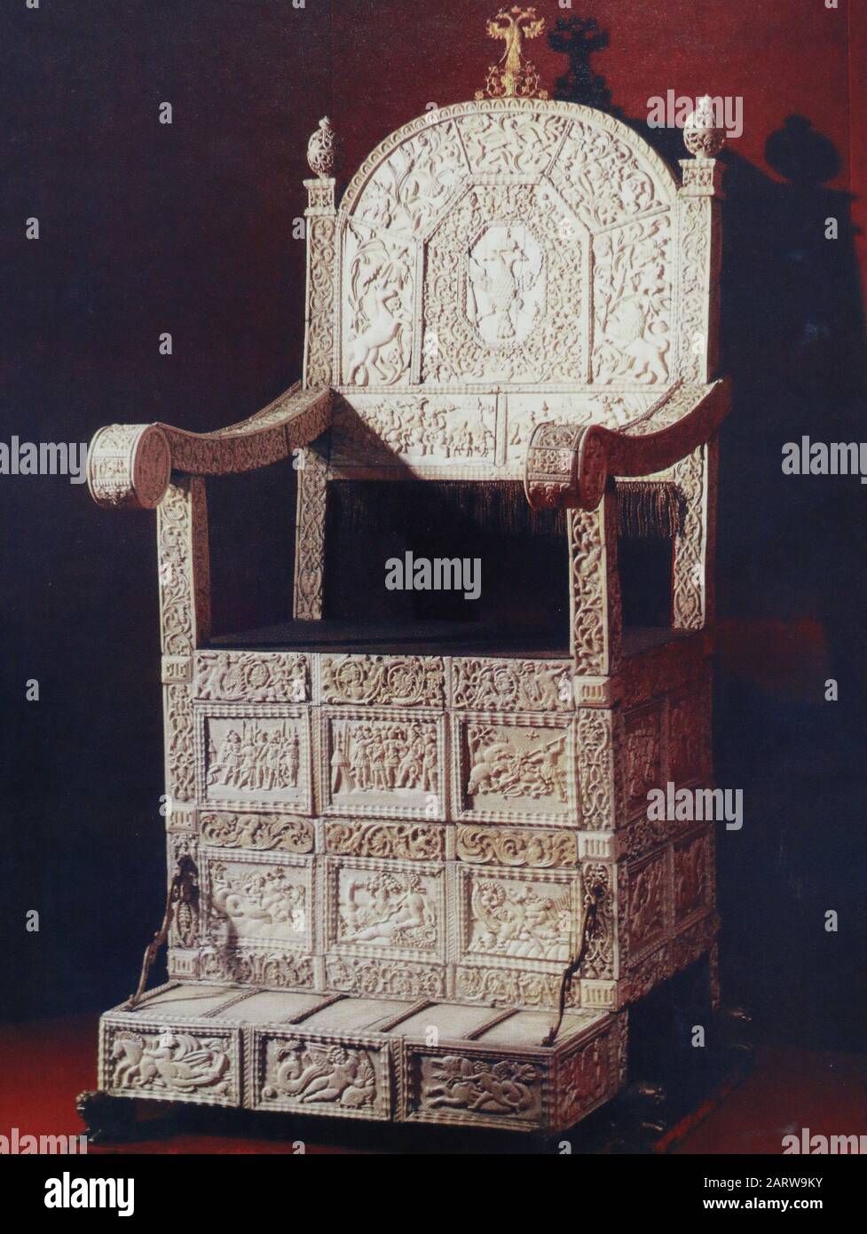 Le trône d'Ivan Le Terrible. Trône, recouvert de plaques d'ivoire. Banque D'Images
