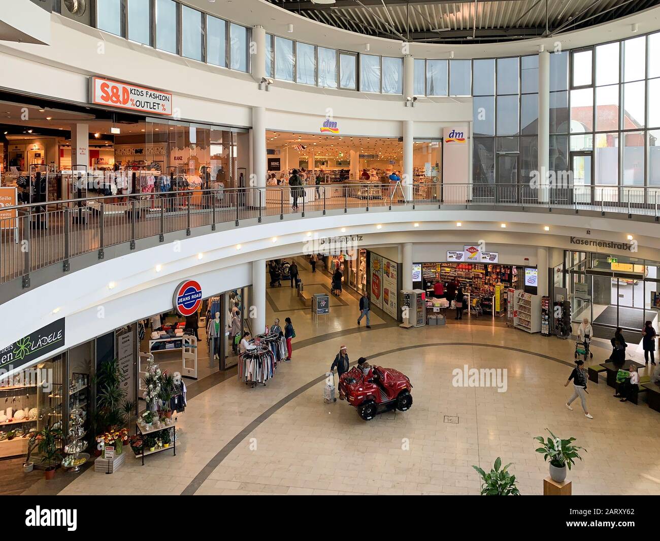 Centre Commercial Allemand Banque D Image Et Photos Alamy