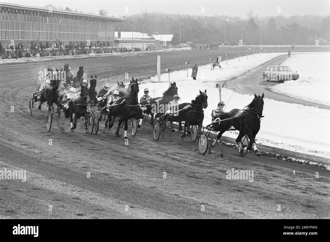 Deuxième tour du Grand Prix de Noël à la traîne et à l'hippodrome de Hilversum Date : 26 décembre 1981 lieu : Hilversum mots clés : trotting Banque D'Images