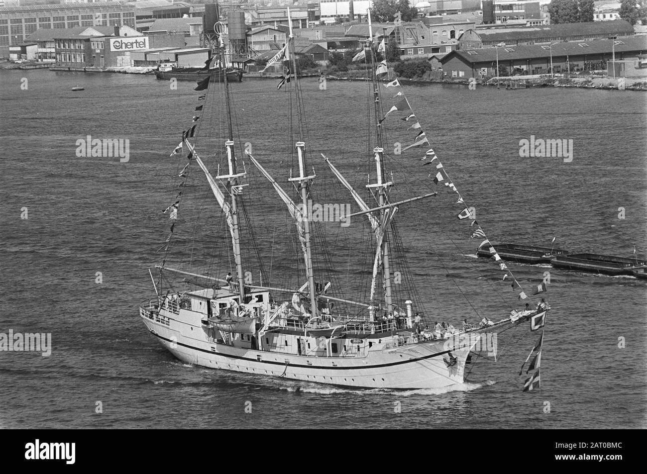Trois-mastschoener Ariadne au Port d'Amsterdam Date : 10 août 1976 mots clés : navires, ports Banque D'Images