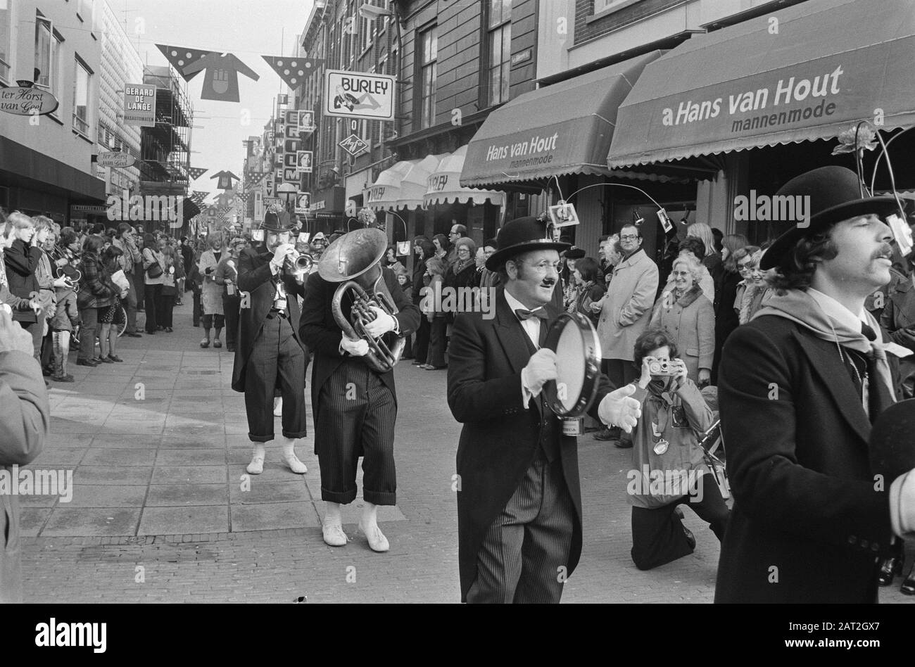 Championnats du monde en arrière à Tilburg; corps de musique Date: 1 février 1975 lieu: Noord-Brabant, Tilburg mots clés: En arrière, corps de musique, championnats du monde Banque D'Images
