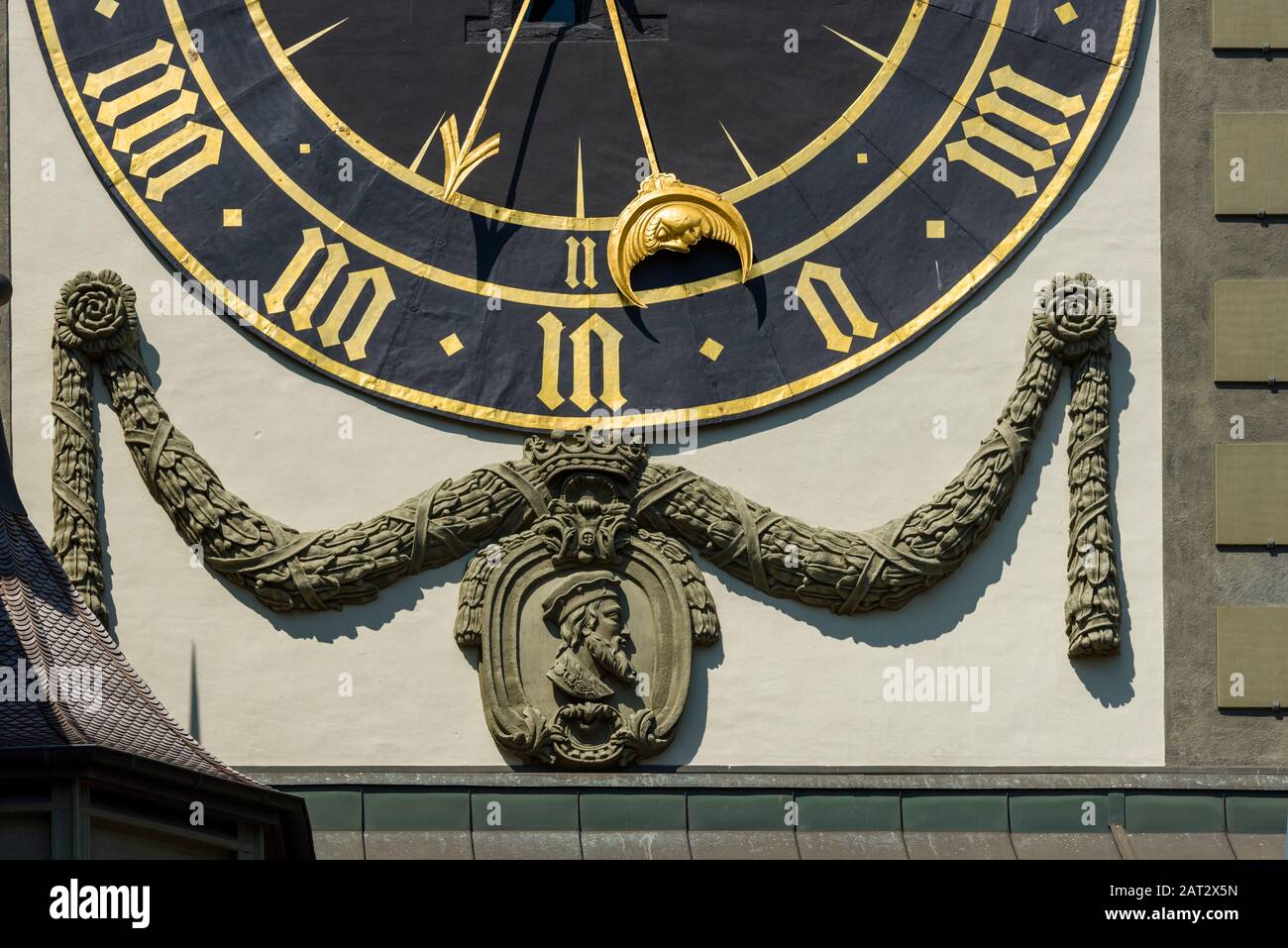 L'horloge orientale de la tour médiévale de Zytglogge à Berne, en Suisse  Photo Stock - Alamy