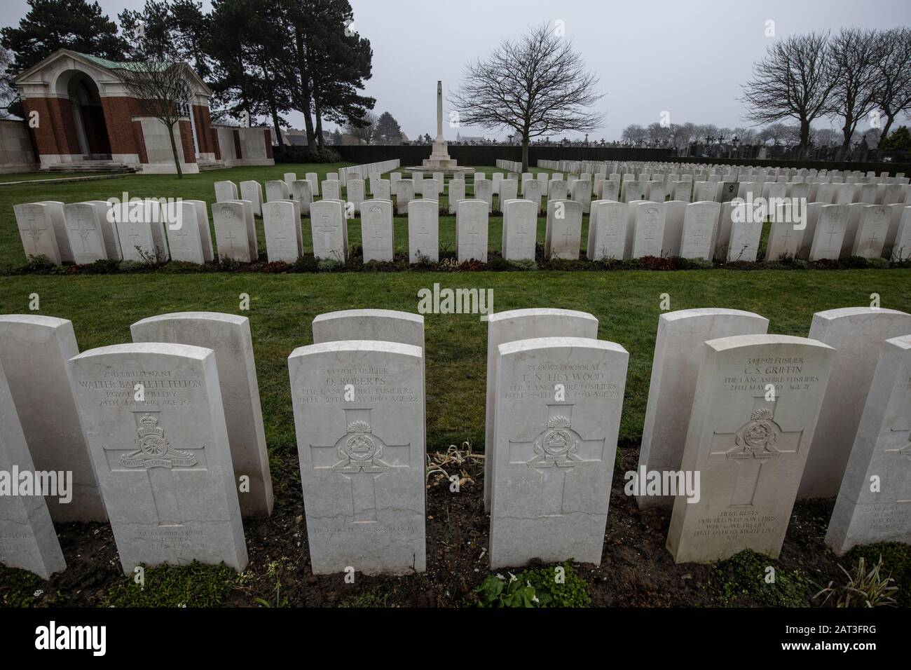 Cimetière de guerre de Dunkerque, qui comprend les sépultures de guerre britanniques de la Force expéditionnaire britannique, les soldats perdus lors de l'opération Dynamo évacuation de Dunkerque. Banque D'Images