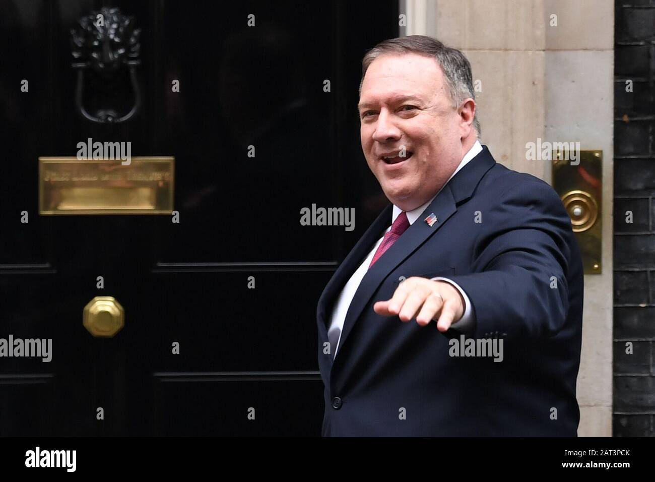 Le secrétaire d'État américain Mike Pompeo arrive à Downing Street, Londres pour rencontrer le premier ministre Boris Johnson. Banque D'Images