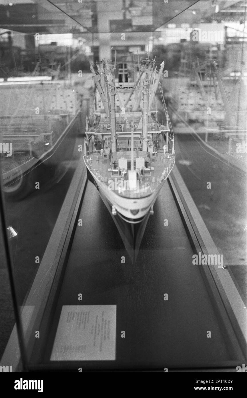 Salon international de la construction navale Europort 1971, Amsterdam Date: 8 novembre 1971 lieu: Amsterdam, Noord-Holland mots clés: Expositions Nom de l'institution: RAI Banque D'Images