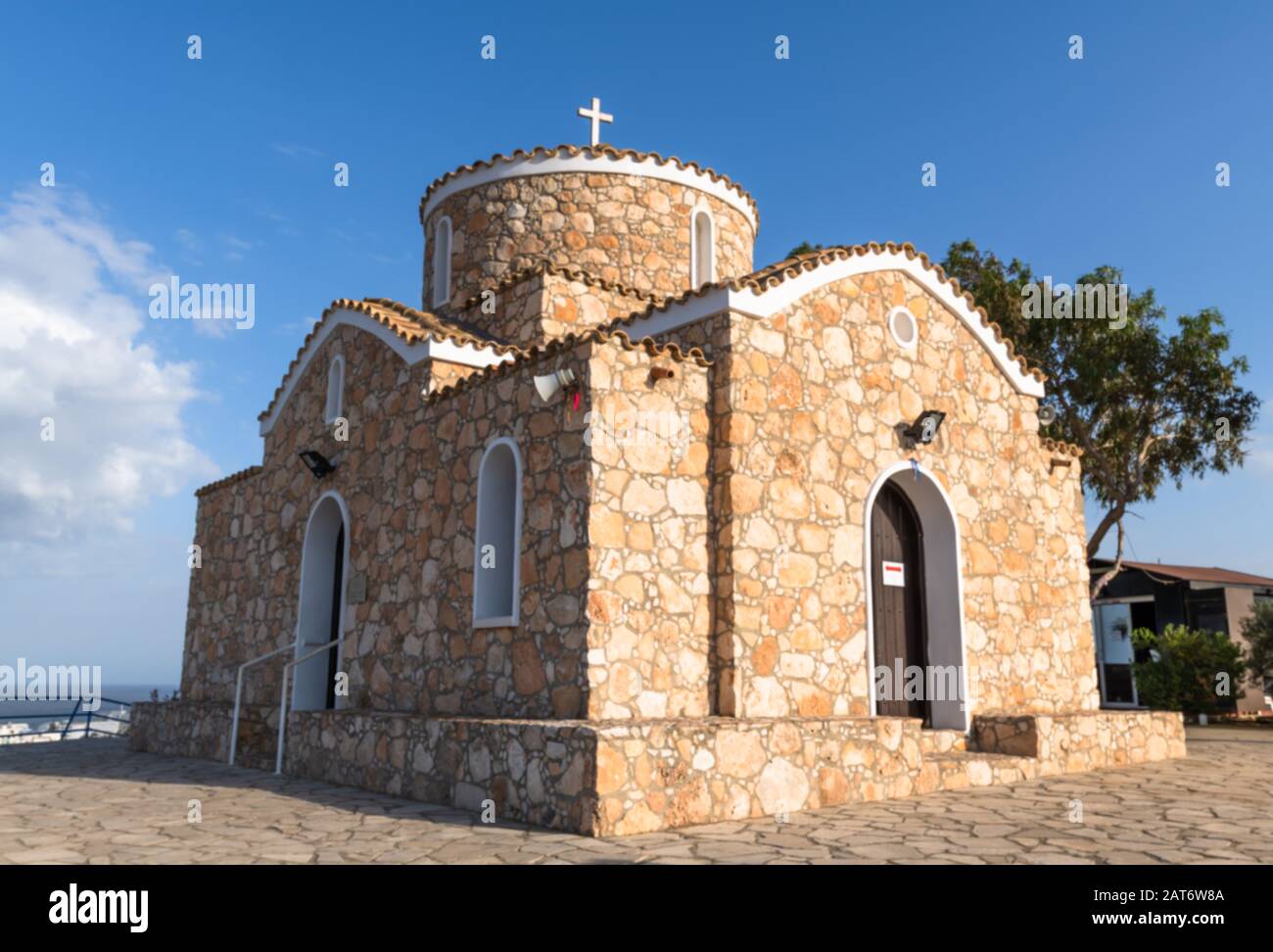 L'église Saint-Nicolas à Protaras, Chypre. Fond plus bleu Banque D'Images