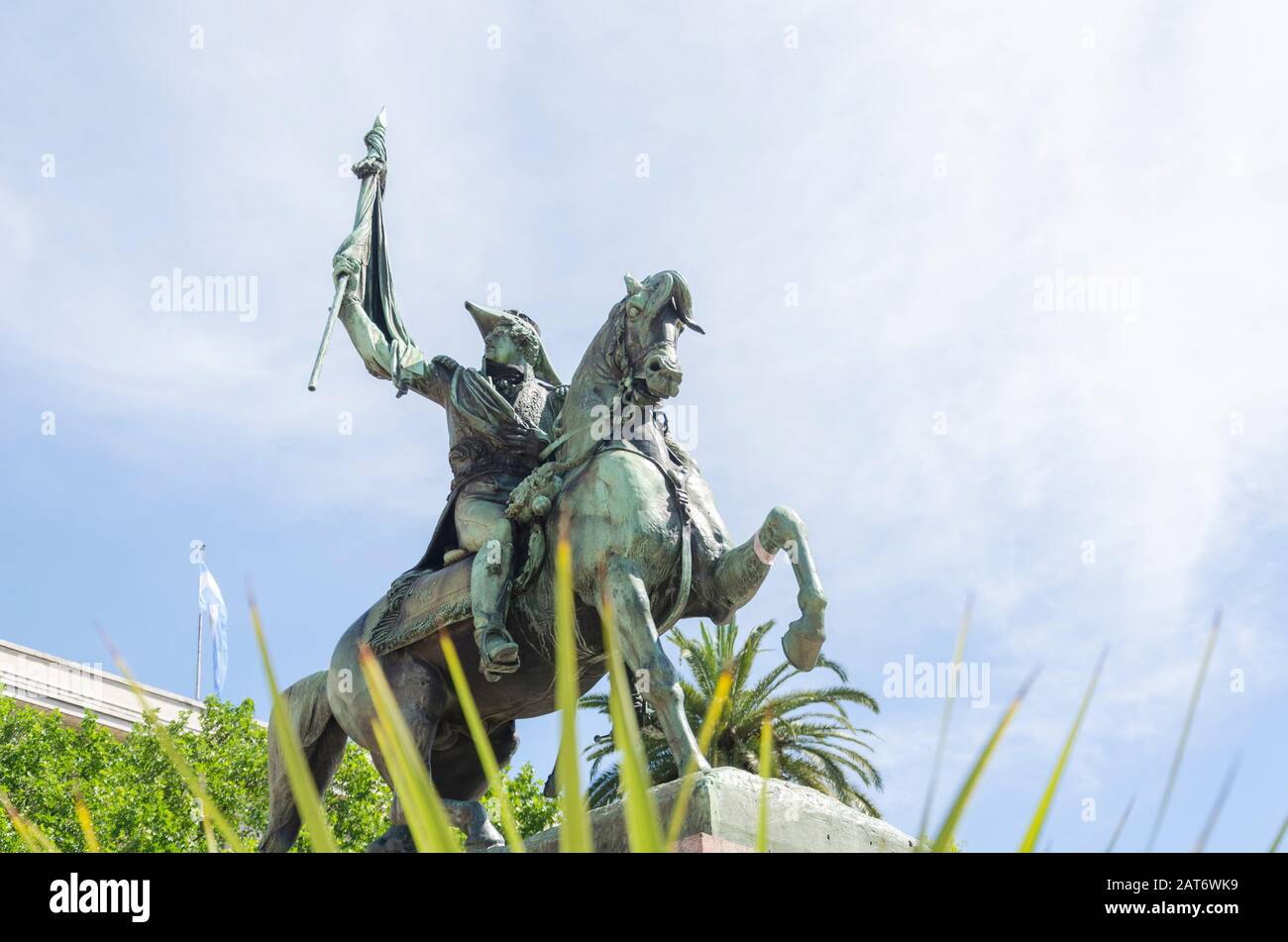 Général Manuel Belgrano, monument équestre en bronze situé sur la Plaza de Mayo, place principale de Buenos Aires, Argentine Banque D'Images