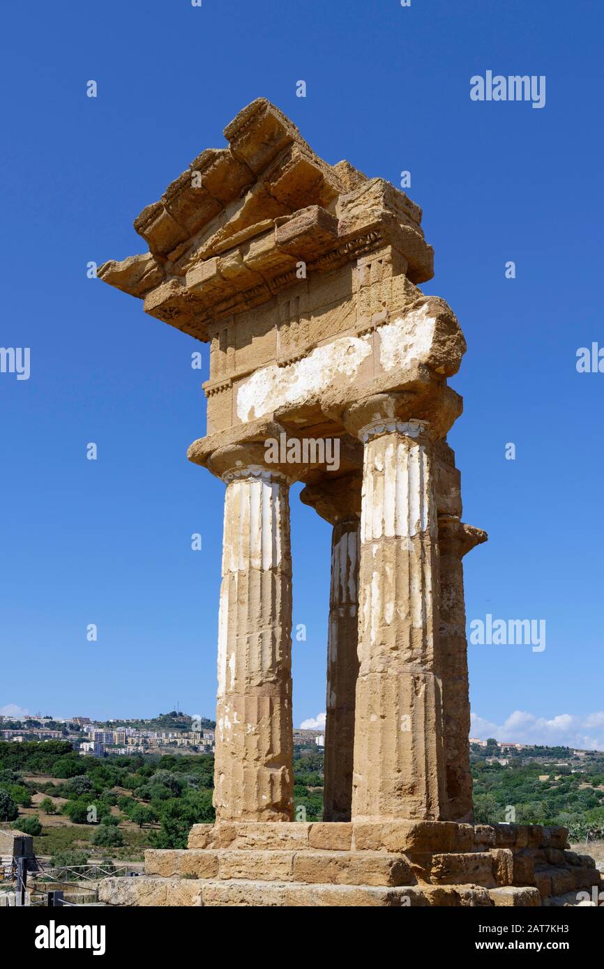 Colonnes, ruines de Temple, Vallée des temples, Agrigente, Sicile, Italie Banque D'Images