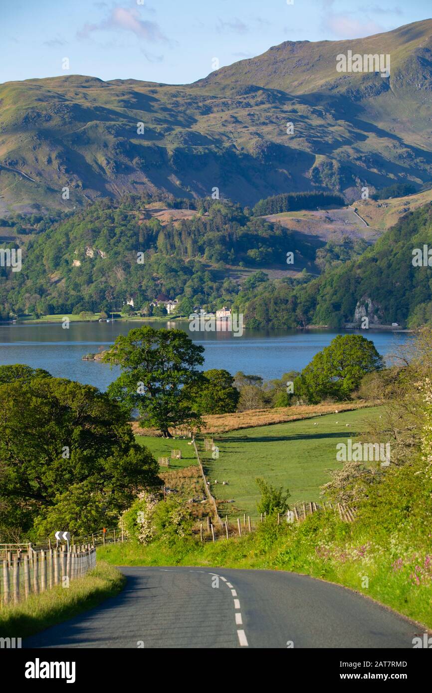 Vue sur Ullswater dans le Lake District Banque D'Images