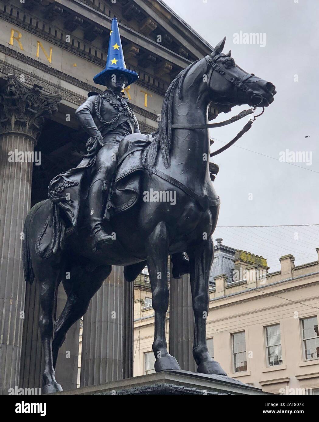Un cône de l'UE sur le duc de Wellington, Glasgow, devant le Royaume-Uni quittant l'Union européenne à 23 heures vendredi. Banque D'Images