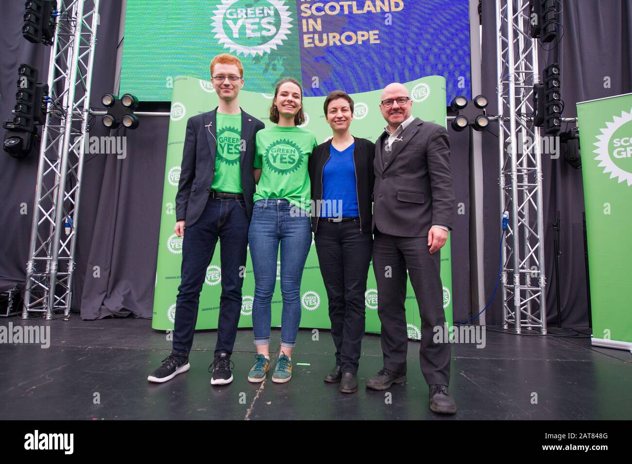 Glasgow, Royaume-Uni. 31 Janvier 2020. Photo : (L-R) Ross Greer MSP; Julia Bandel; Ska Keller eurodéputée - présidente du groupe des Verts au Parlement européen; Patrick Harvie MSP - Co leader du Parti vert écossais. Ska Keller eurodéputée - Présidente du groupe des Verts au Parlement européen. Le jour où le Royaume-Uni quitte l'Union européenne, les Verts écossais ont organisé un important rassemblement pour lancer une nouvelle campagne « Green Yes » pour que l'Écosse rejoigne à nouveau l'UE en tant que nation indépendante. Le co-dirigeant des Verts écossais Patrick Harvie est rejoint par le député européen de Ska Keller, président du groupe des Verts au Parlement européen, qui W Banque D'Images