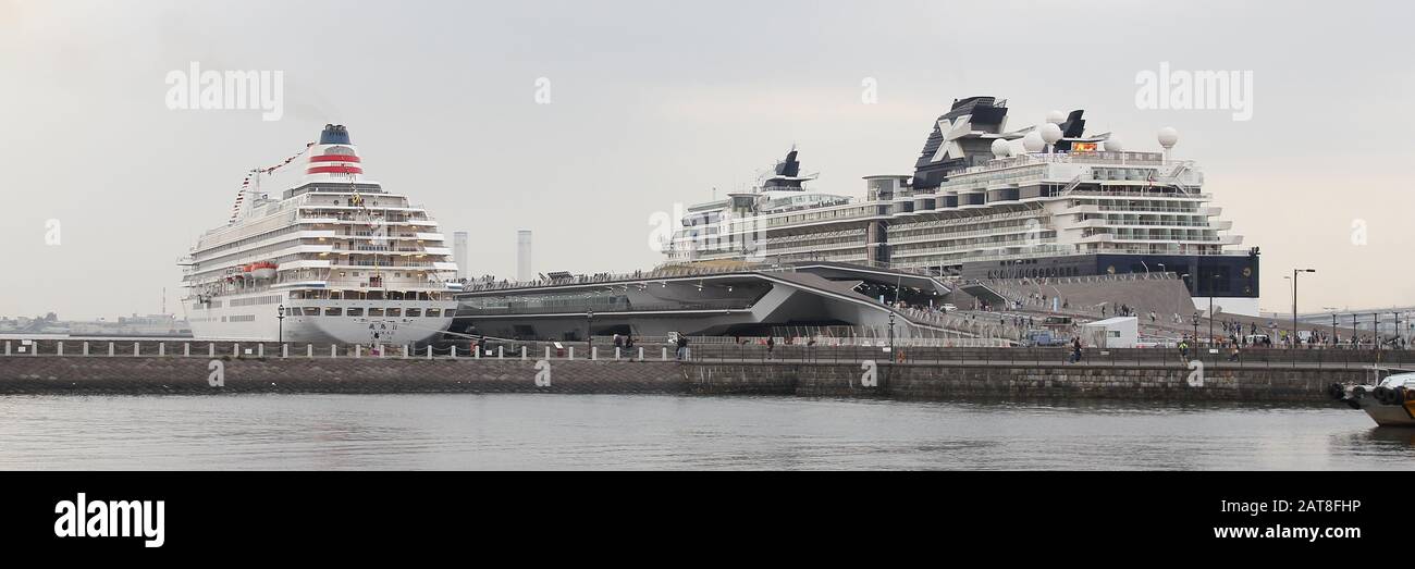Bateaux de croisière Celebrity Millennium et Asuka II au quai Osanbashi à Yokohama, au Japon Banque D'Images