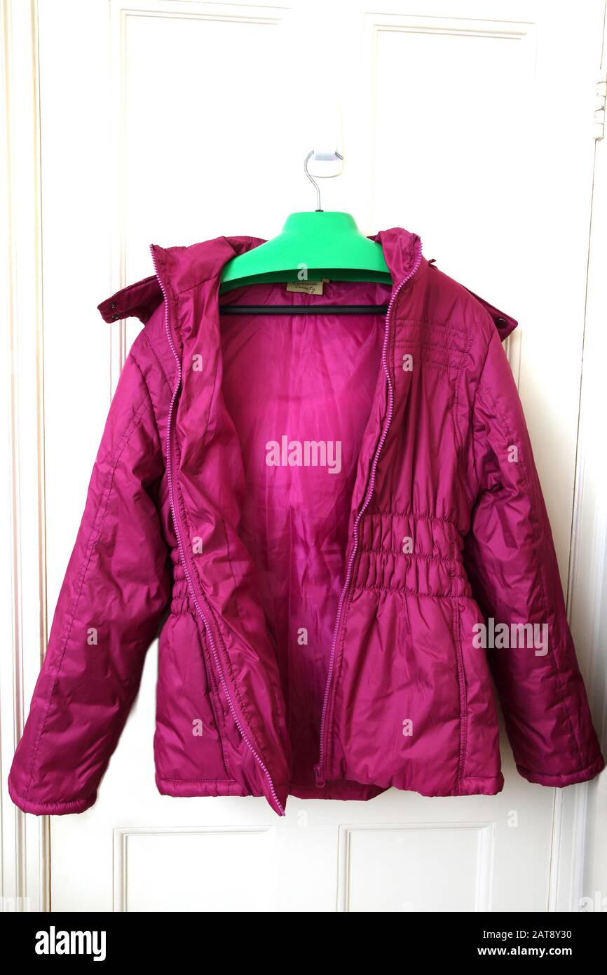Veste Imperméable Rose Banque D'Images
