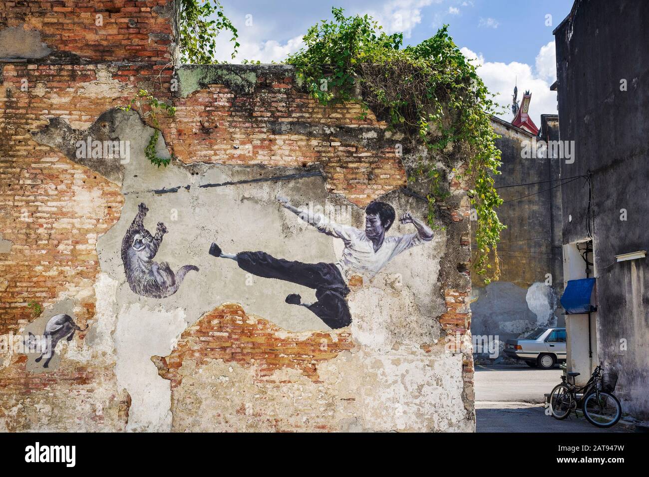 Célèbre Art De Rue Murale Le Vrai Bruce Lee Ne Ferait Jamais Cela À George Town, Penang, Malaisie. Banque D'Images