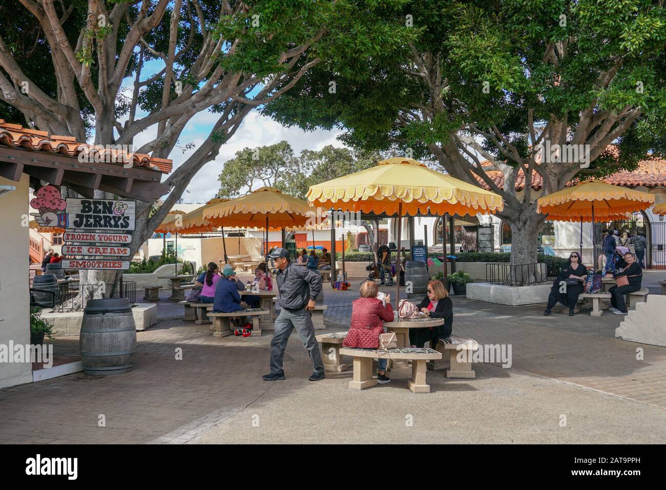 Seaport Village, centre commercial et de restauration au bord de l'eau à côté de la baie de San Diego, dans le centre-ville de San Diego, célèbre attraction touristique de voyage. Californie. ÉTATS-UNIS. . 13 juillet 2019 Banque D'Images