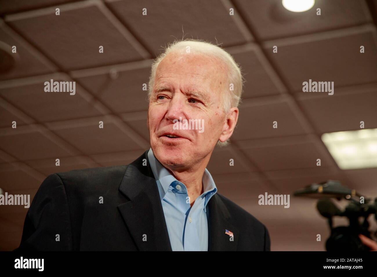 Candidat démocrate à la présidence et ancien vice-président Joe Biden lors de l'événement de campagne du caucus de l'Iowa au Quality Inn & Suites, River Port Conference Center à Madison. Banque D'Images