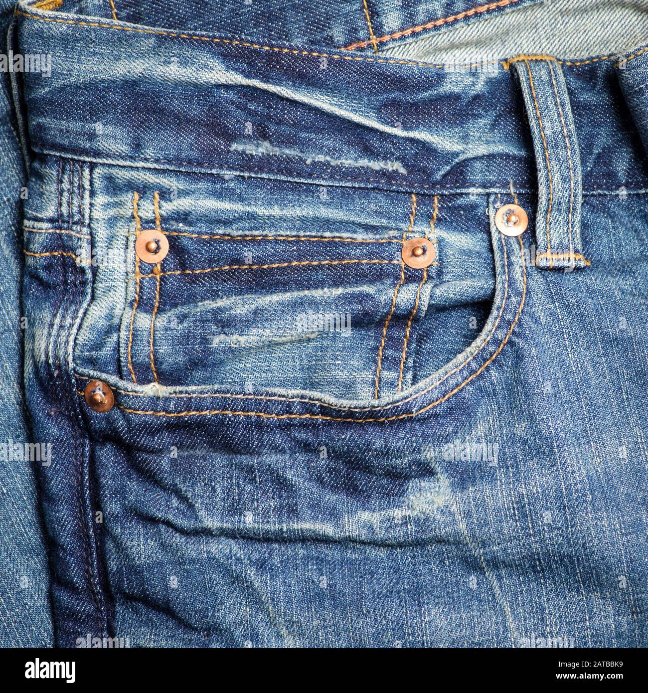 Détail Jean bleu avec poche vide Banque D'Images